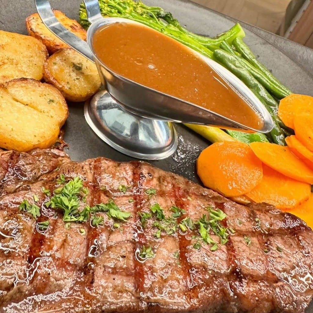 Prettys Place Bar & Grill | 122-160 Grubb Rd, Ocean Grove VIC 3226, Australia | Phone: 0477 229 910