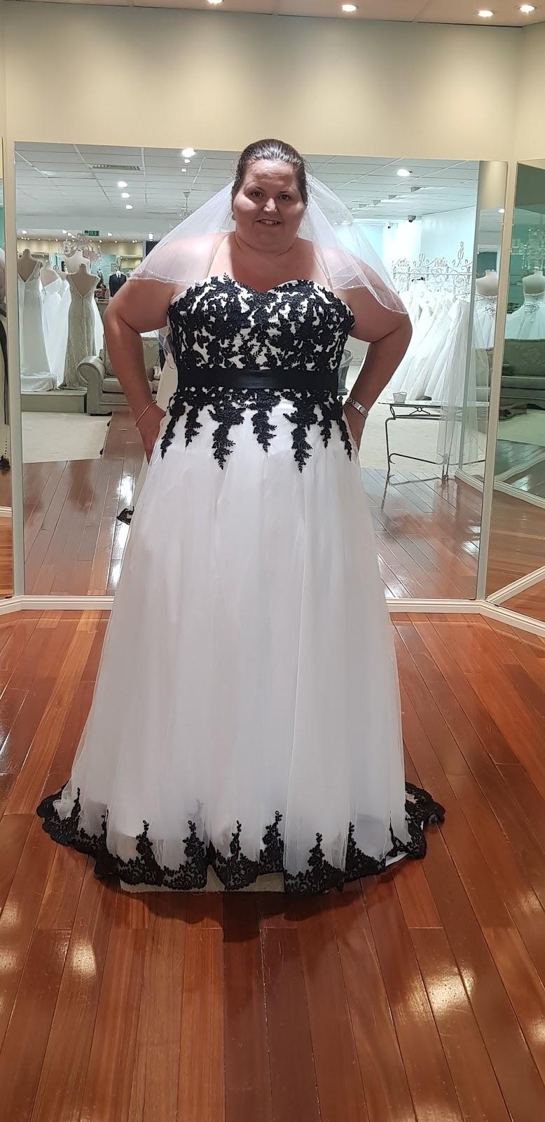 Calabro Bridal Evening Wear & Mens Wear | clothing store | 36 Toohey Rd, Wetherill Park NSW 2164, Australia | 0287875455 OR +61 2 8787 5455