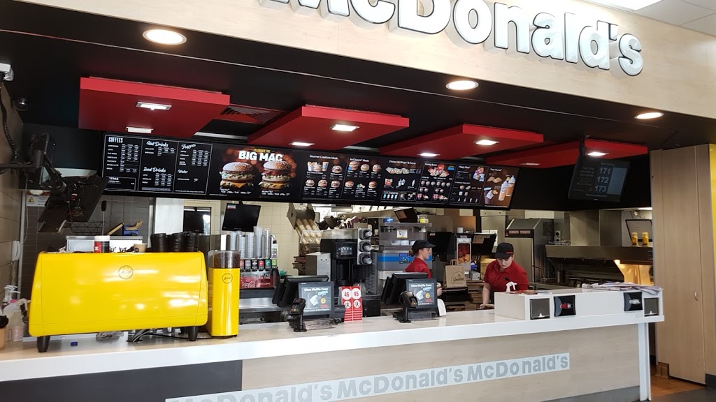 McDonalds Lyndhurst | cafe | 910 Thompsons Rd, Skye VIC 3977, Australia | 0397027477 OR +61 3 9702 7477