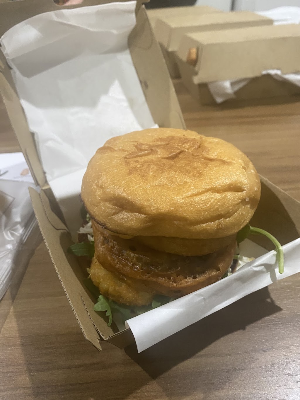 Kinky Kebabs & Burgers | meal takeaway | 8/201 Ferris Rd, Cobblebank VIC 3338, Australia | 0383724200 OR +61 3 8372 4200