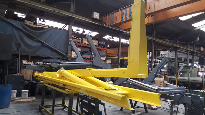 CAYVOL Skip Loaders | 335, Glenorie NSW 2157, Australia | Phone: 0417 650 414