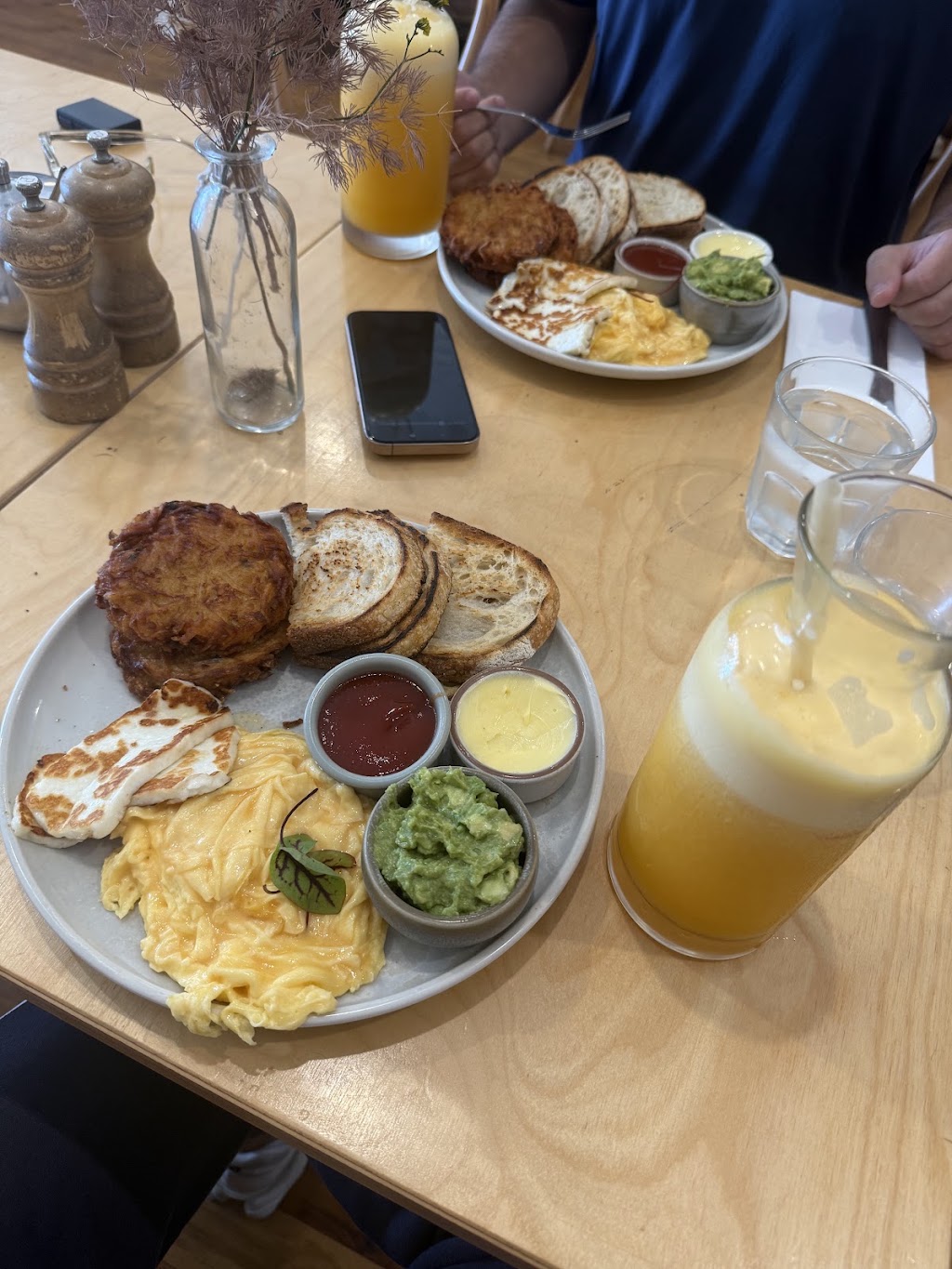 The Walrus Waverley | 29 Albion St, Waverley NSW 2024, Australia | Phone: (02) 8964 7529