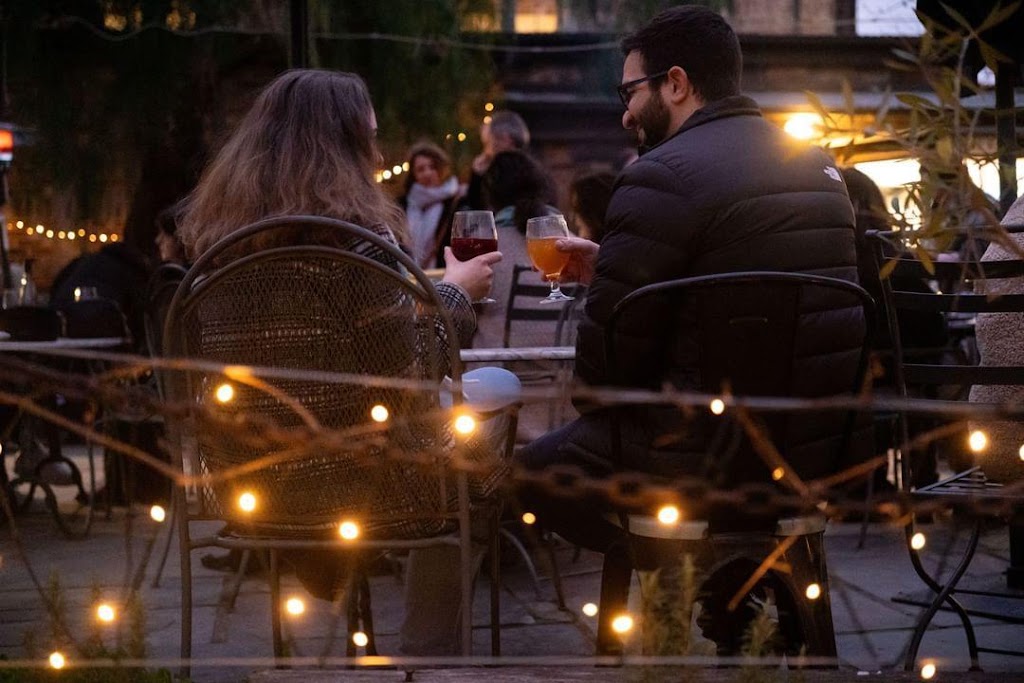 The Meeting Pool Café | 7 Hillcrest Ave, Eltham VIC 3095, Australia | Phone: (03) 9439 7712