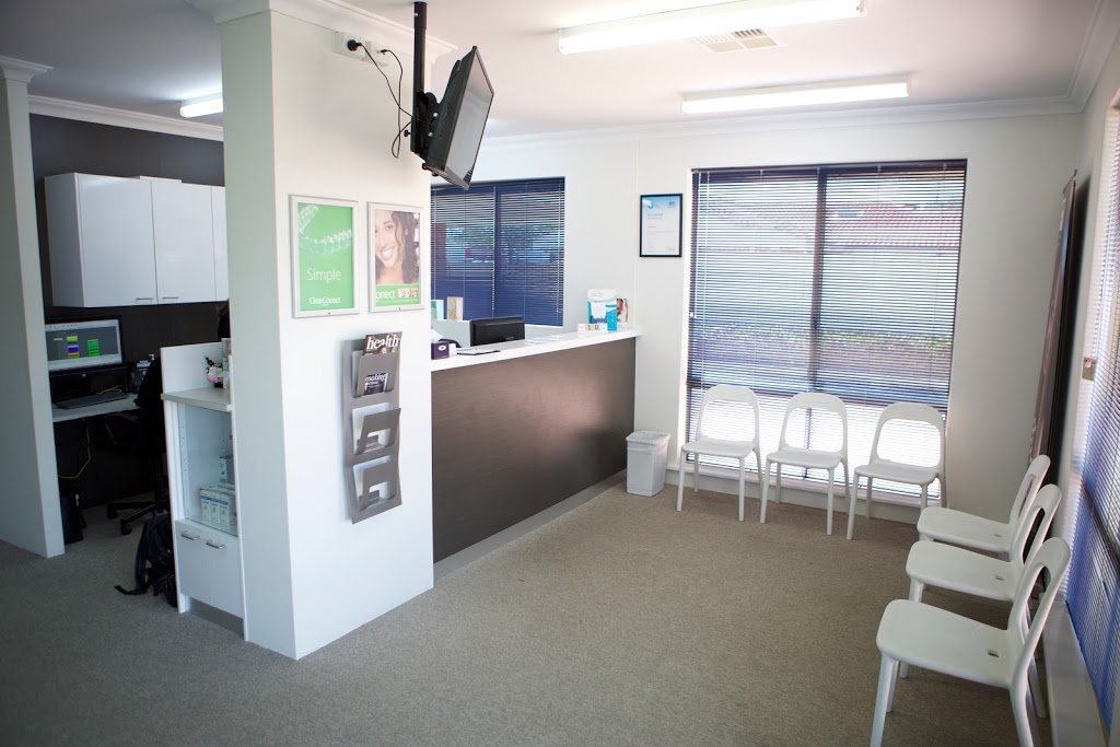 Dentistry Plus | dentist | suite a/62 Farrington Rd, Leeming WA 6149, Australia | 0893322133 OR +61 8 9332 2133