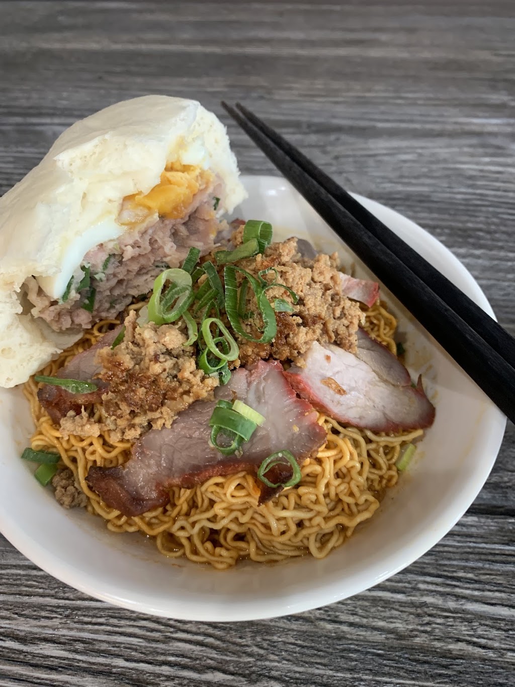 Two Hand Noodle Shop | cafe | 2/71 Ley St, Como WA 6152, Australia | 0862493746 OR +61 8 6249 3746