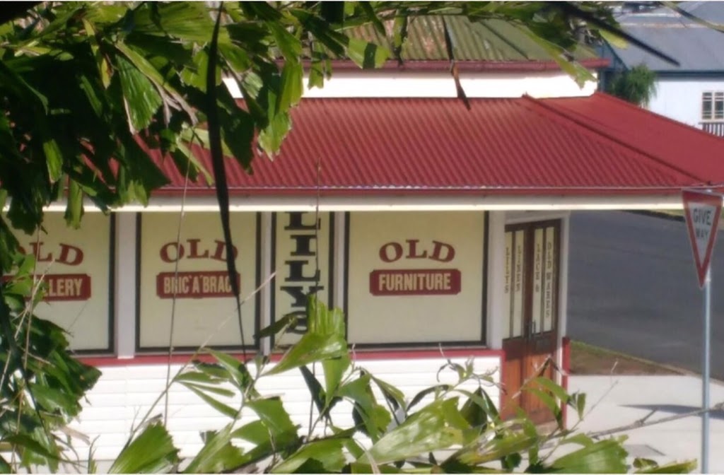 Lilys Antiques & Old Wares | 52 Fort St, Maryborough QLD 4650, Australia | Phone: 0439 323 774