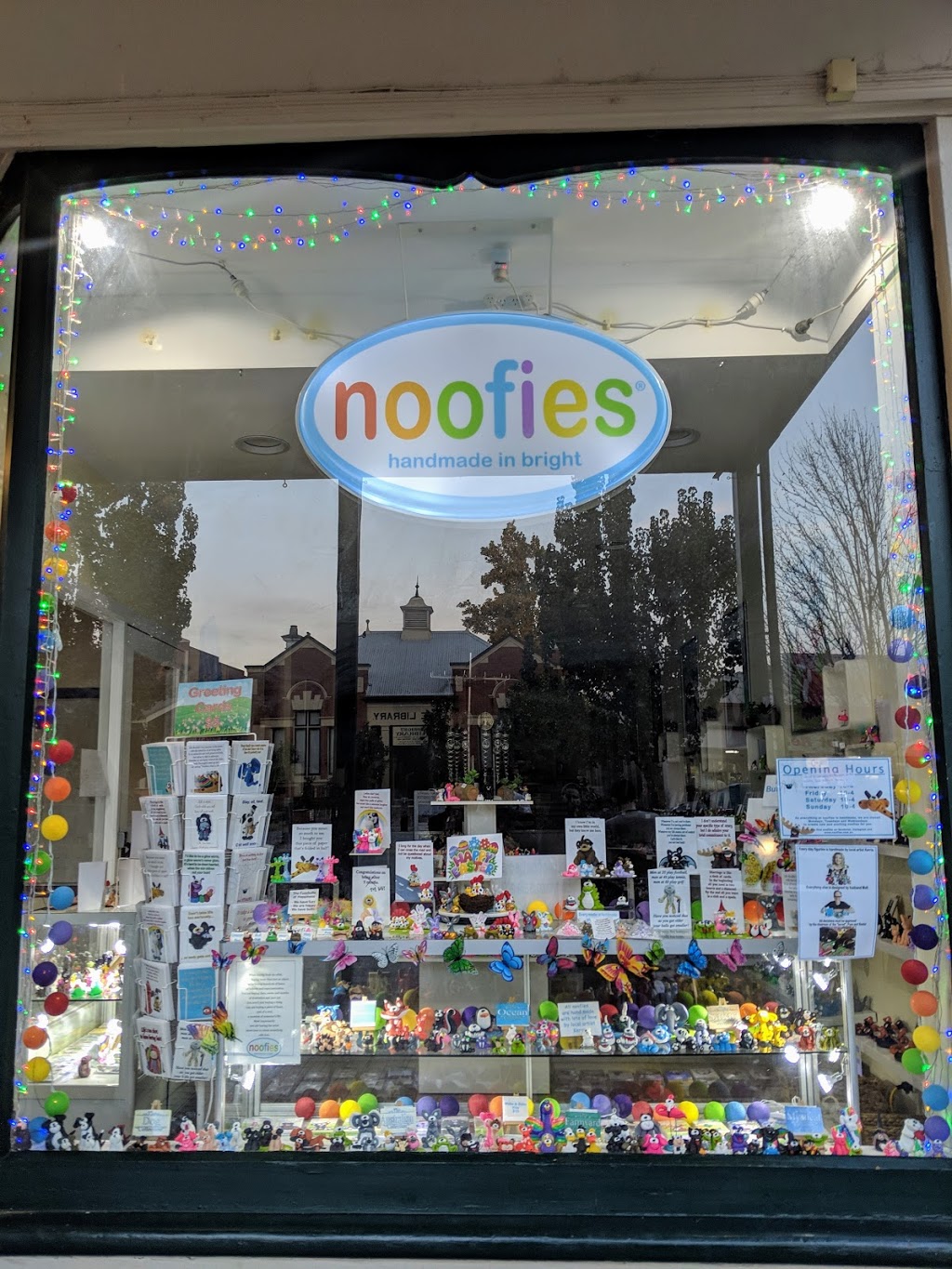 Noofies (11 Ireland St) Opening Hours