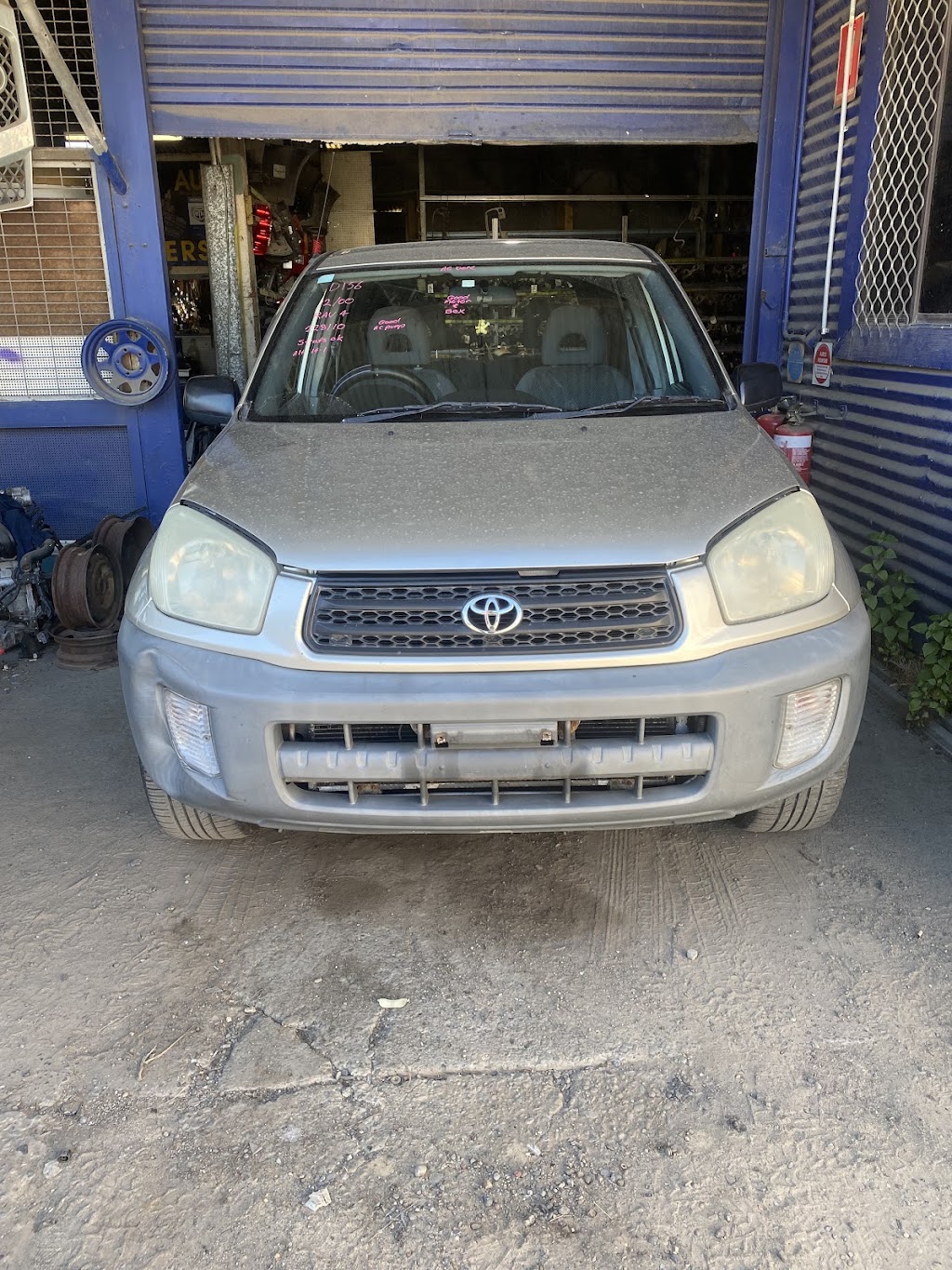 Budgewoiautowreckers.com | 270 Pacific Hwy, Doyalson North NSW 2262, Australia | Phone: (02) 4358 8001