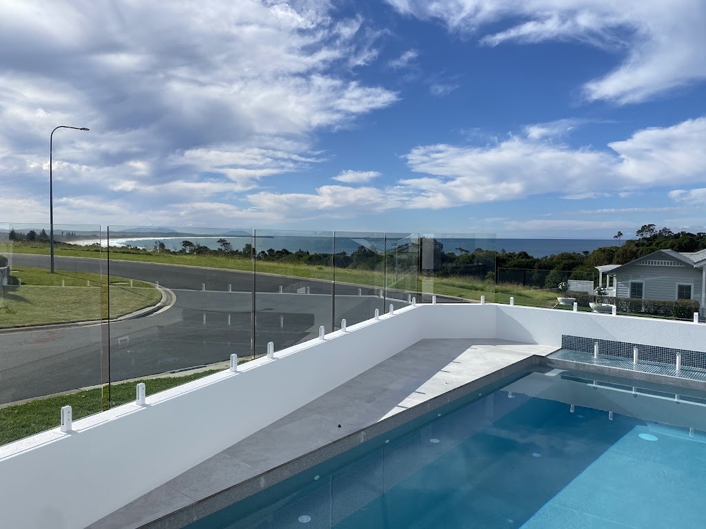 Crystal Clear Window & Solar Cleaning | 13 Howard St, Wallabi Point NSW 2430, Australia | Phone: 0429 627 976