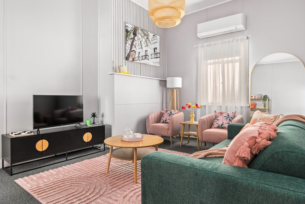 Clay Cottage Lithgow | 21 Silcock St, Pottery Estate NSW 2790, Australia | Phone: 0400 314 634