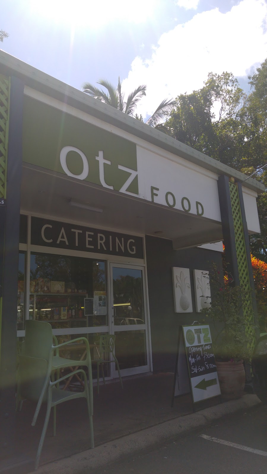 OTZ Food | cafe | 1/366 Port Douglas Rd, Port Douglas QLD 4877, Australia | 0740993373 OR +61 7 4099 3373