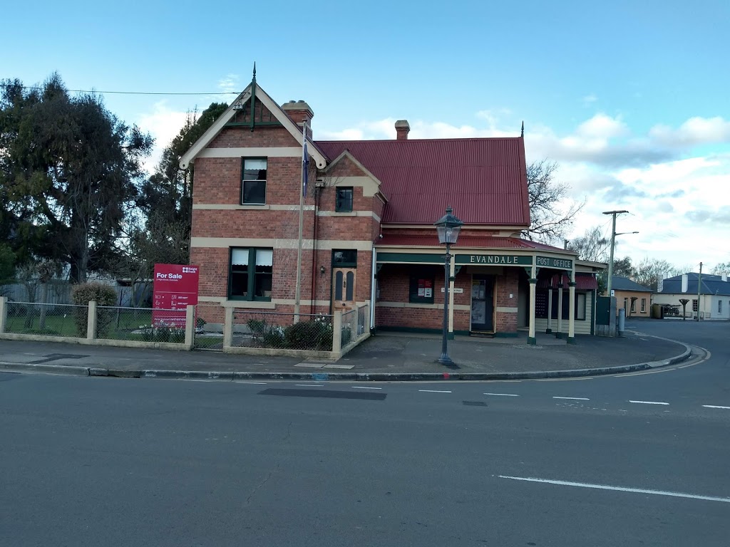 Evandale Tourism & Information Centre | travel agency | 18 High St, Evandale TAS 7212, Australia | 0363918128 OR +61 3 6391 8128