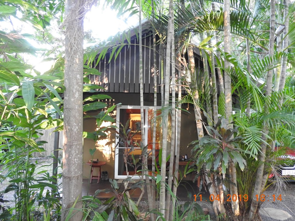 Rum Jungle Bungalows | lodging | 10 Meneling Rd, Batchelor NT 0845, Australia | 0889760555 OR +61 8 8976 0555