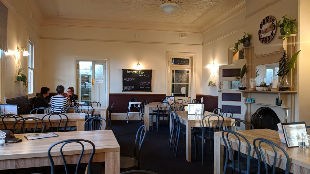 Railway Hotel | lodging | Main St, Grenfell NSW 2810, Australia | 0263431807 OR +61 2 6343 1807