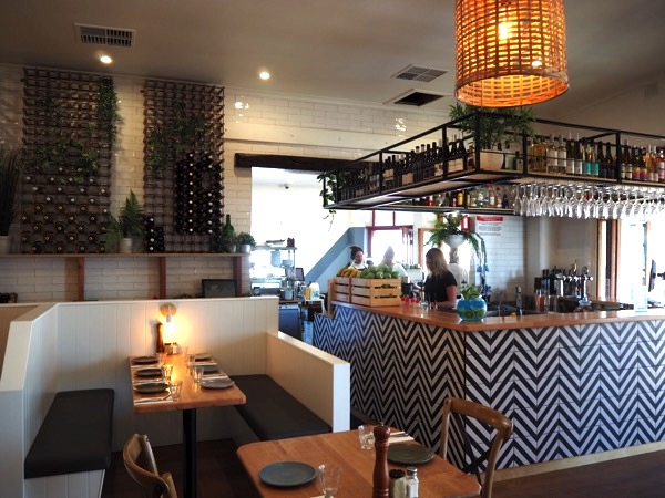 MALOBO Terrace | restaurant | 257 Seaview Rd, Henley Beach SA 5022, Australia | 0883532372 OR +61 8 8353 2372