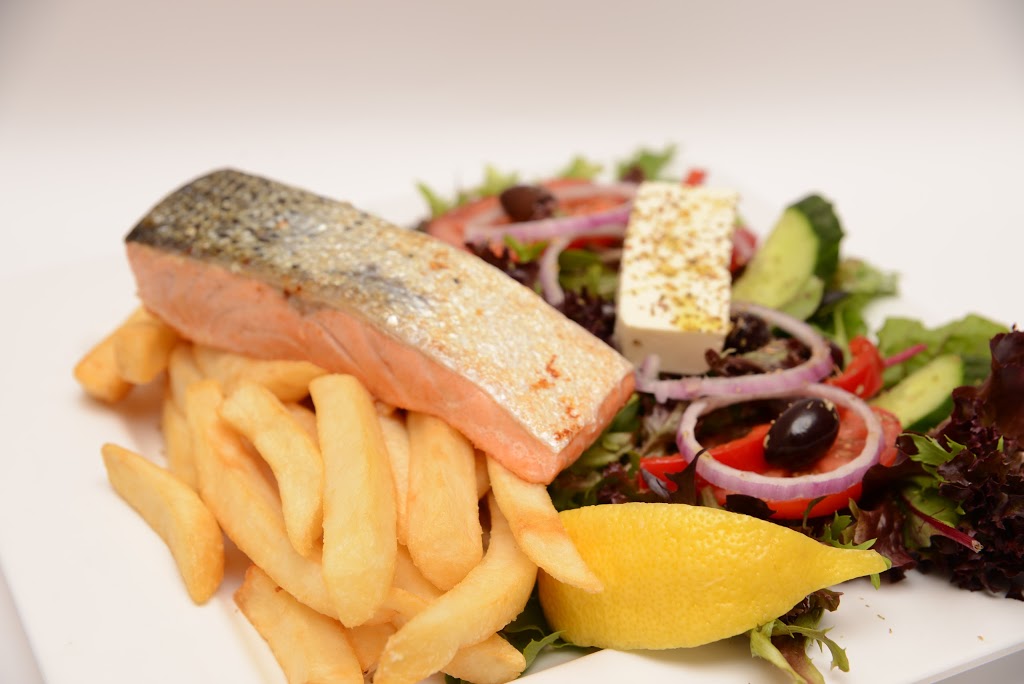 Seafood Lovers Cafe | cafe | 139 Margate Parade, Margate QLD 4019, Australia | 0732849999 OR +61 7 3284 9999