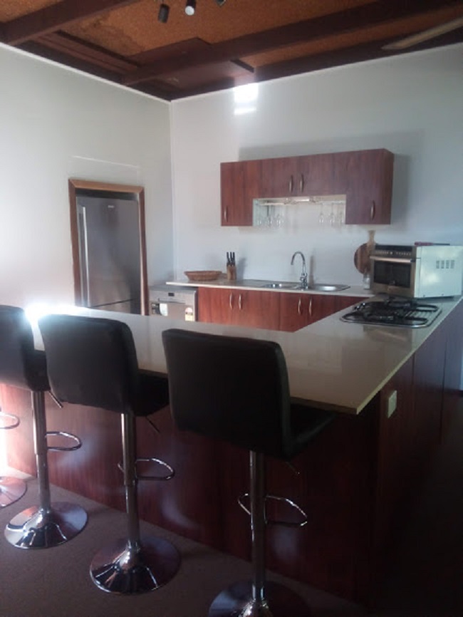 Twinkle Trees Cottage | 2/245 Falconer St, South Guyra NSW 2365, Australia | Phone: (02) 6779 1241