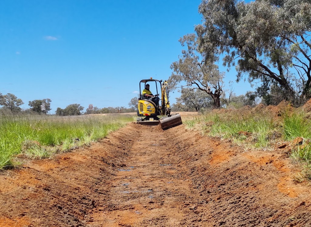 Richardson Civil & Rural Earthmoving | 5 Culgoa St, North Bourke NSW 2840, Australia | Phone: 0467 176 648