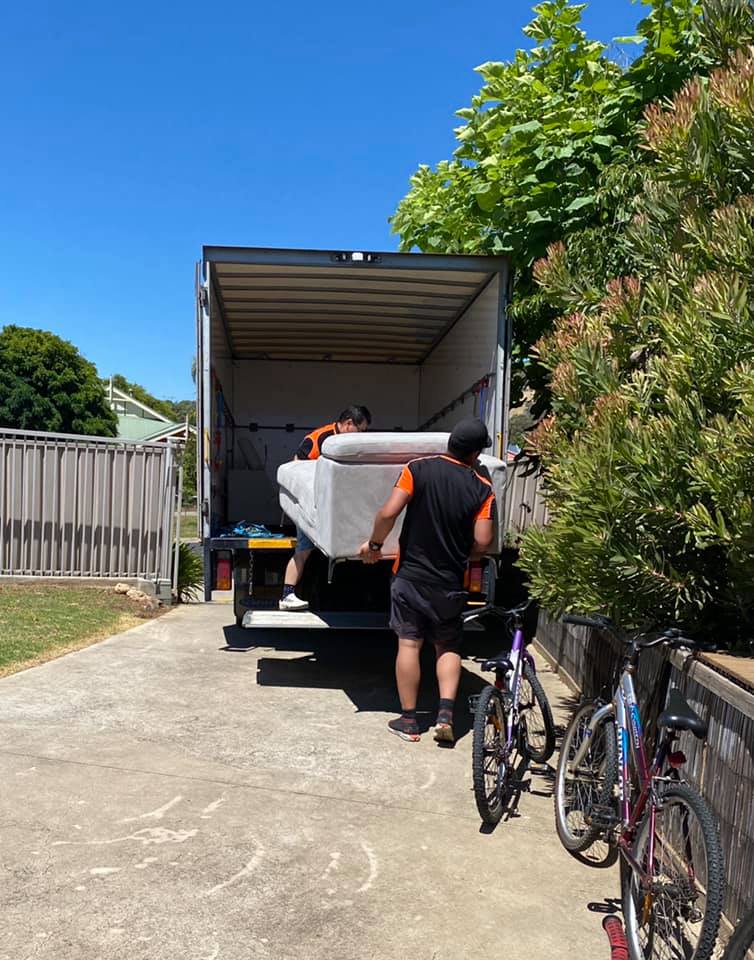 #MOVE-IT | moving company | 99 Benyon St, East Albury NSW 2640, Australia | 0458848383 OR +61 458 848 383