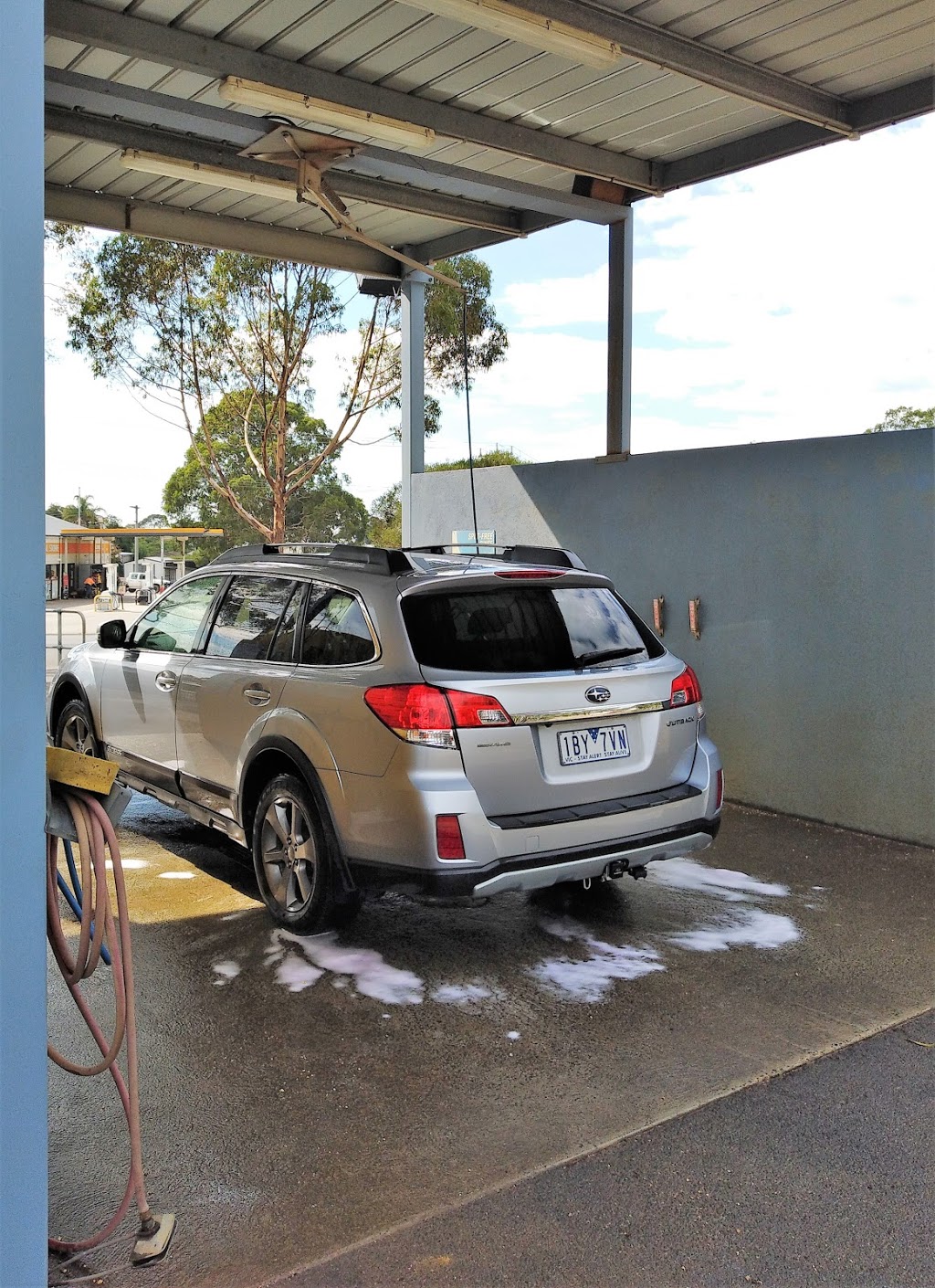 Heyfield Car & Boat Wash | car wash | 1 Licola Rd, Heyfield VIC 3858, Australia | 0467349641 OR +61 467 349 641