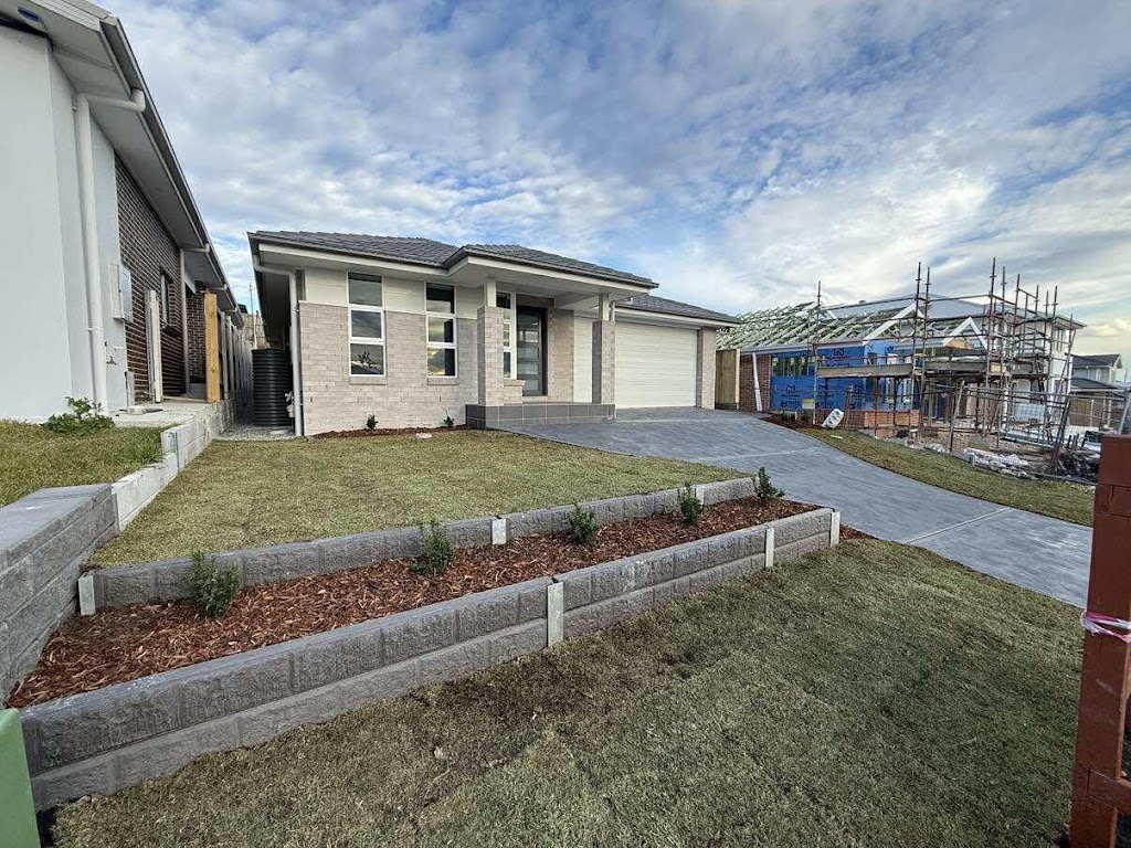 Bula Brothers Landscaping Pty Ltd | Shop 5/22 Ironbark Cl, Warabrook NSW 2304, Australia | Phone: 0403 527 592