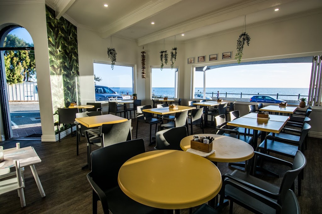 Blue Vue Cafe | restaurant | 80 Ocean Dr, Quinns Rocks WA 6030, Australia | 0894068390 OR +61 8 9406 8390