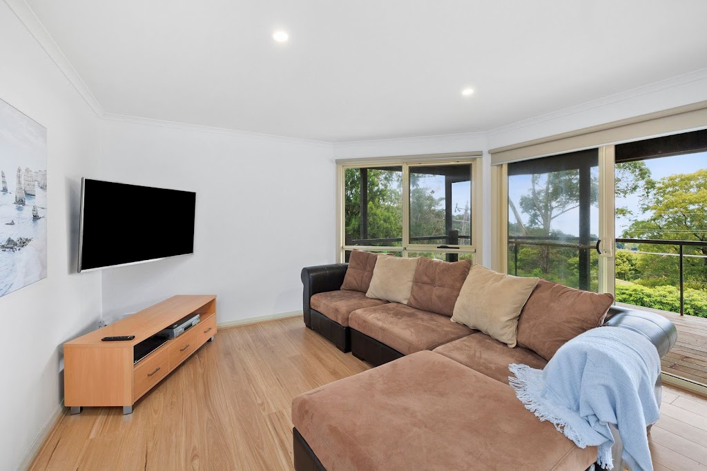 Richardson Retreat - Lorne Holiday Stays Pty Ltd | 48 Richardson Blvd, Lorne VIC 3232, Australia | Phone: 0497 226 952