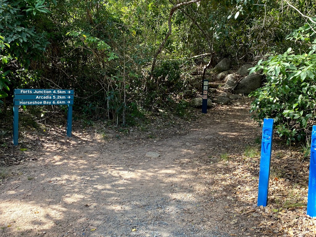 Arcadia Walking Trail | park | Mandalay Ave, Nelly Bay QLD 4819, Australia