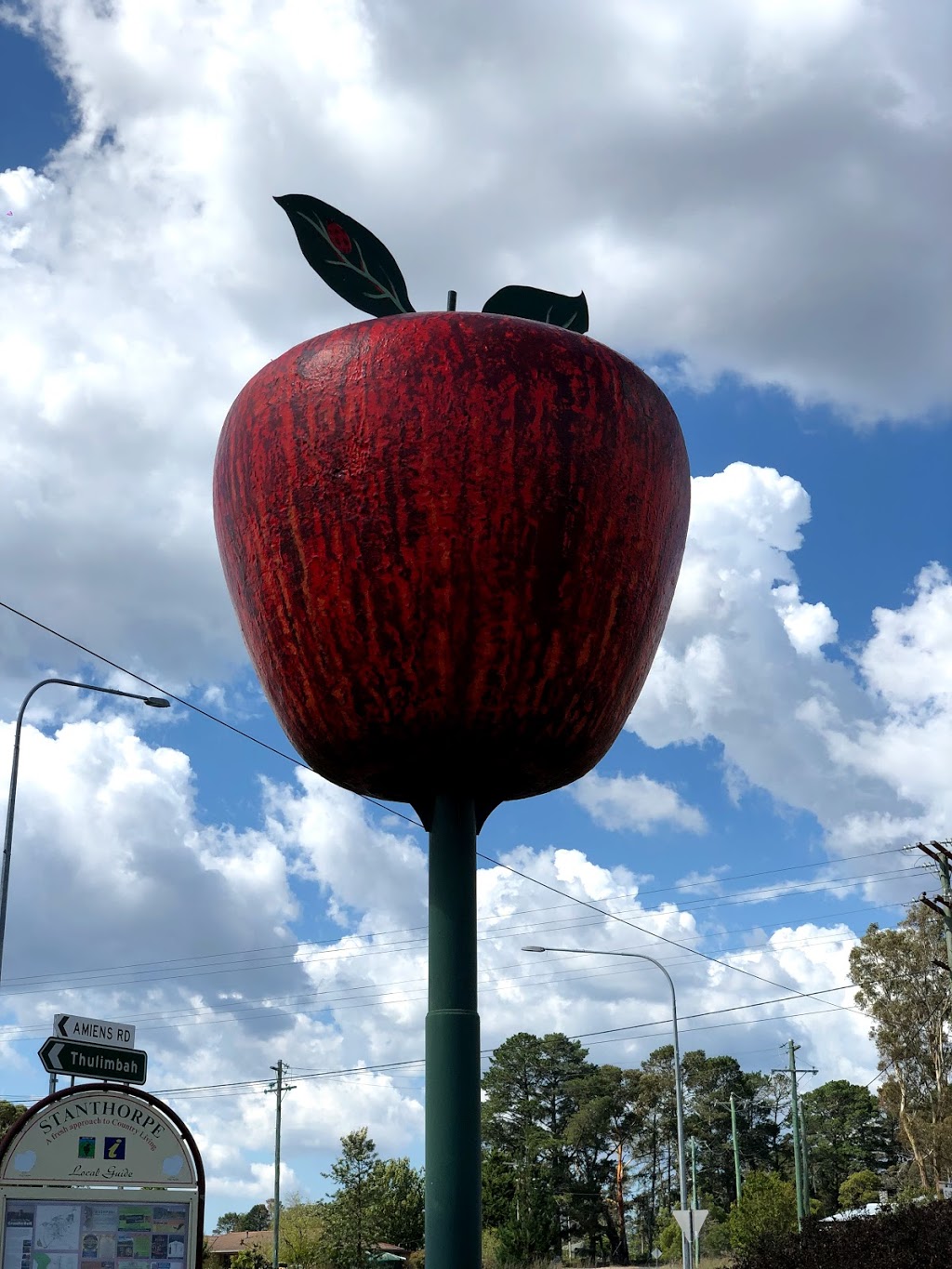 Big Apple | 9 Watson Rd, Thulimbah QLD 4376, Australia
