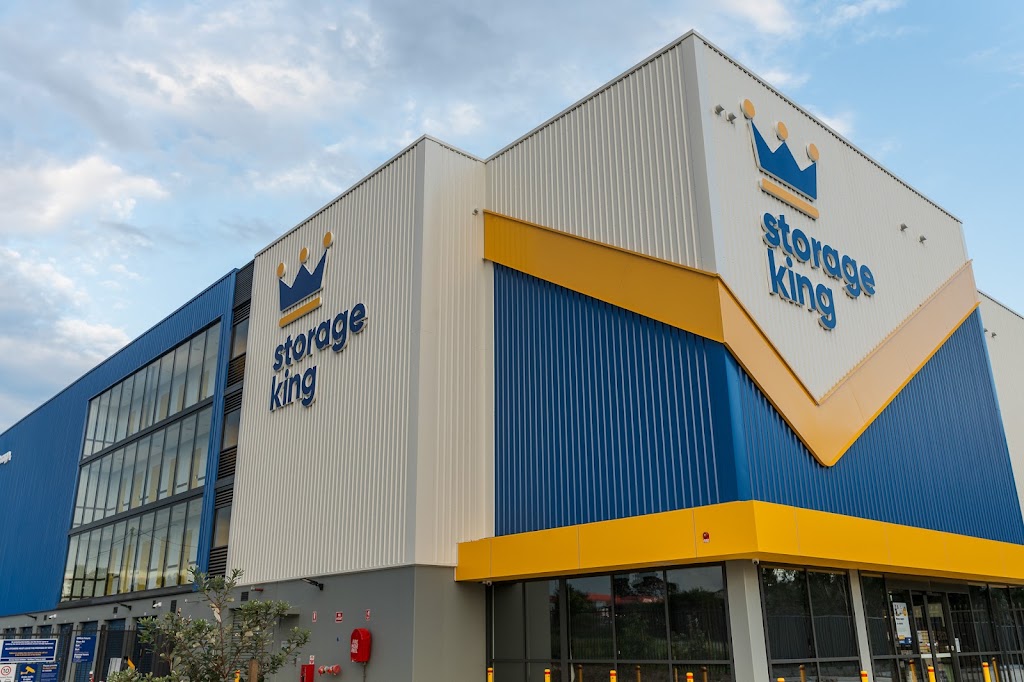 Storage King Leppington | 431 Bringelly Rd, Leppington NSW 2179, Australia | Phone: (02) 8201 8480