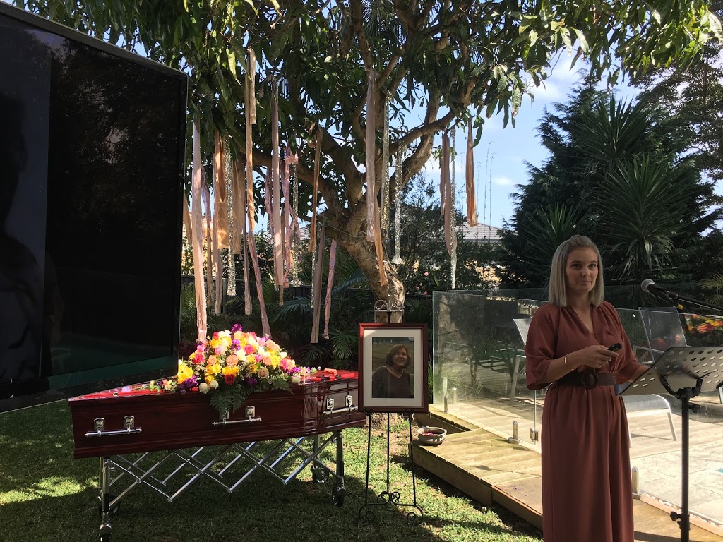 Kate Eloise Celebrant | funeral home | Golden Valley Dr, Glossodia NSW 2756, Australia | 0420438483 OR +61 420 438 483