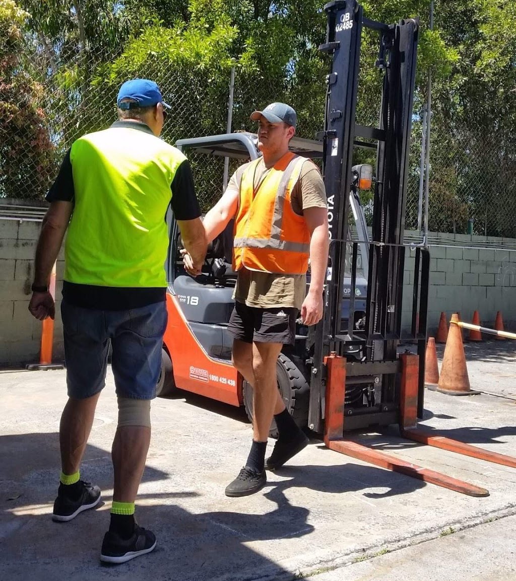 Barclay Thomas Training Group - Forklift Training, Courses & Lic | 4/15 Josephine St, Loganholme QLD 4129, Australia | Phone: (07) 5573 0216