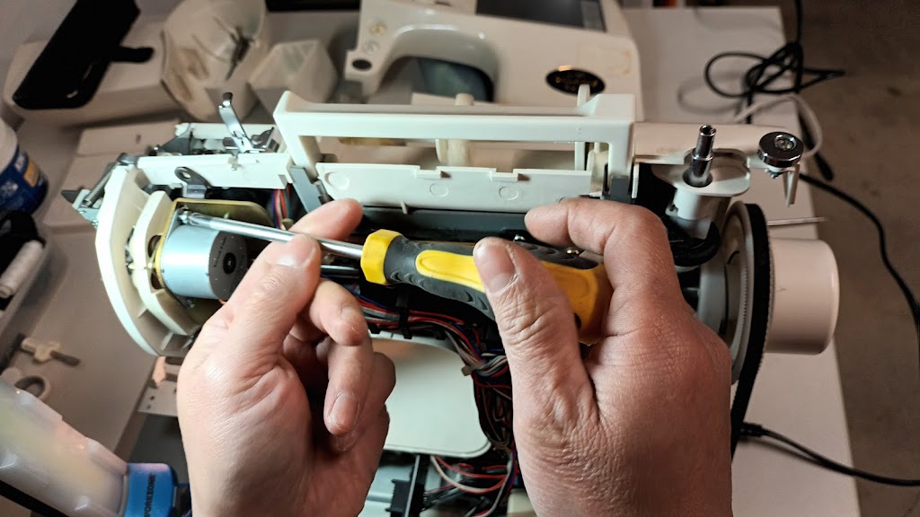 Jeffs Sewing Machine Service | 1 Blanche Cl, Kyneton VIC 3444, Australia | Phone: 0431 788 360