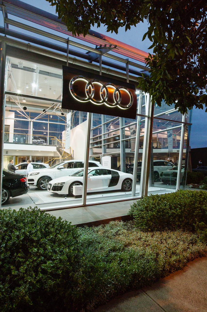 Audi Penfold Burwood | car dealer | 130 Burwood Hwy, Burwood VIC 3125, Australia | 0392681555 OR +61 3 9268 1555