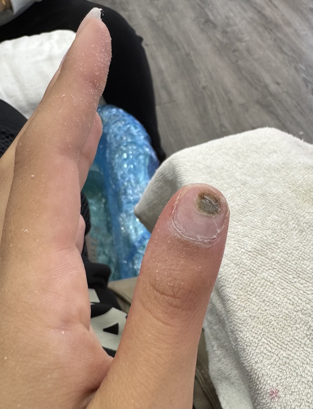 Cosmo Nails & Beauty | Greystanes Shopping Centre, Shop 4/699 Merrylands Rd, Greystanes NSW 2145, Australia | Phone: (02) 9688 1143