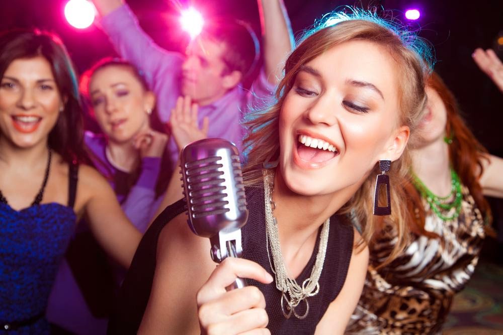 Moonlight Magic Karaoke | night club | 283 Belmore Rd, Riverwood NSW 2210, Australia | 0424846755 OR +61 424 846 755