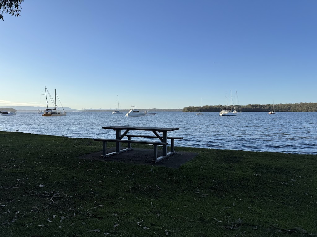 Pizza Roma | 2/31-35 Lloyd Ave, Chain Valley Bay NSW 2259, Australia | Phone: (02) 4316 9850