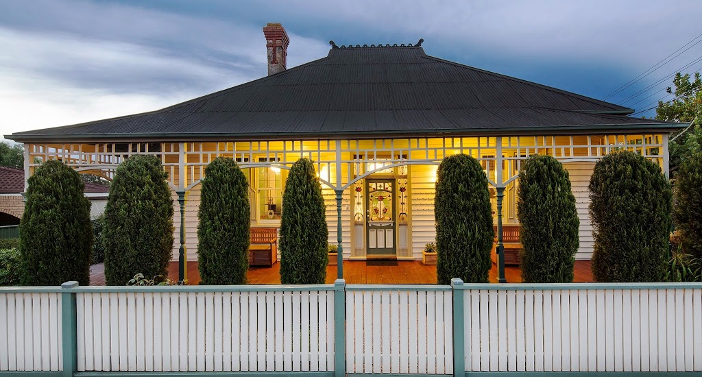 Napier Street Guesthouse | lodging | 497 Napier St, White Hills VIC 3550, Australia | 0402085215 OR +61 402 085 215