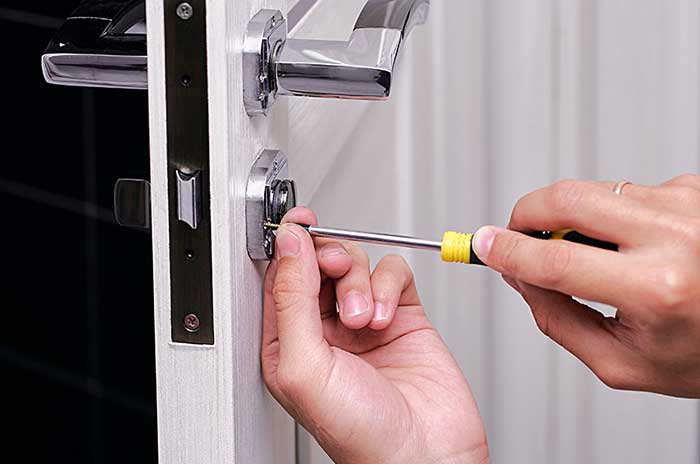 Mobile Locksmith Kilburn | locksmith | 418A Churchill Rd, Kilburn SA 5084, Australia | 0870822020 OR +61 8 7082 2020