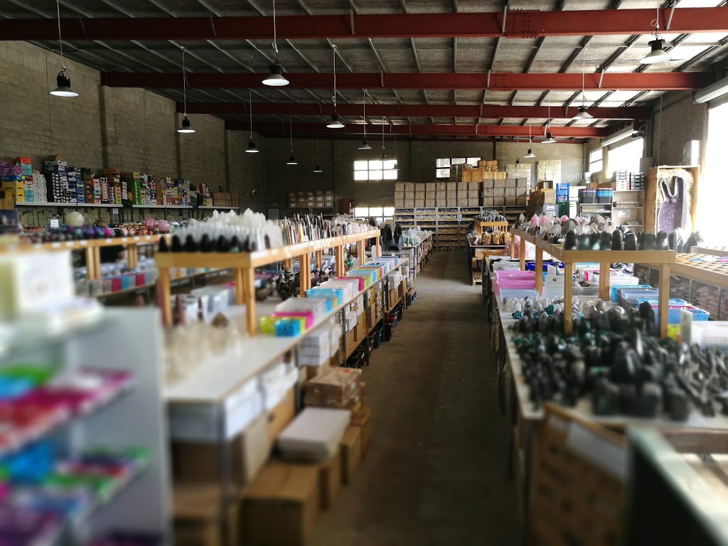 Ithaca Crystals Warehouse | store | 27 Dividend St, Mansfield QLD 4122, Australia | 1300484222 OR +61 1300 484 222