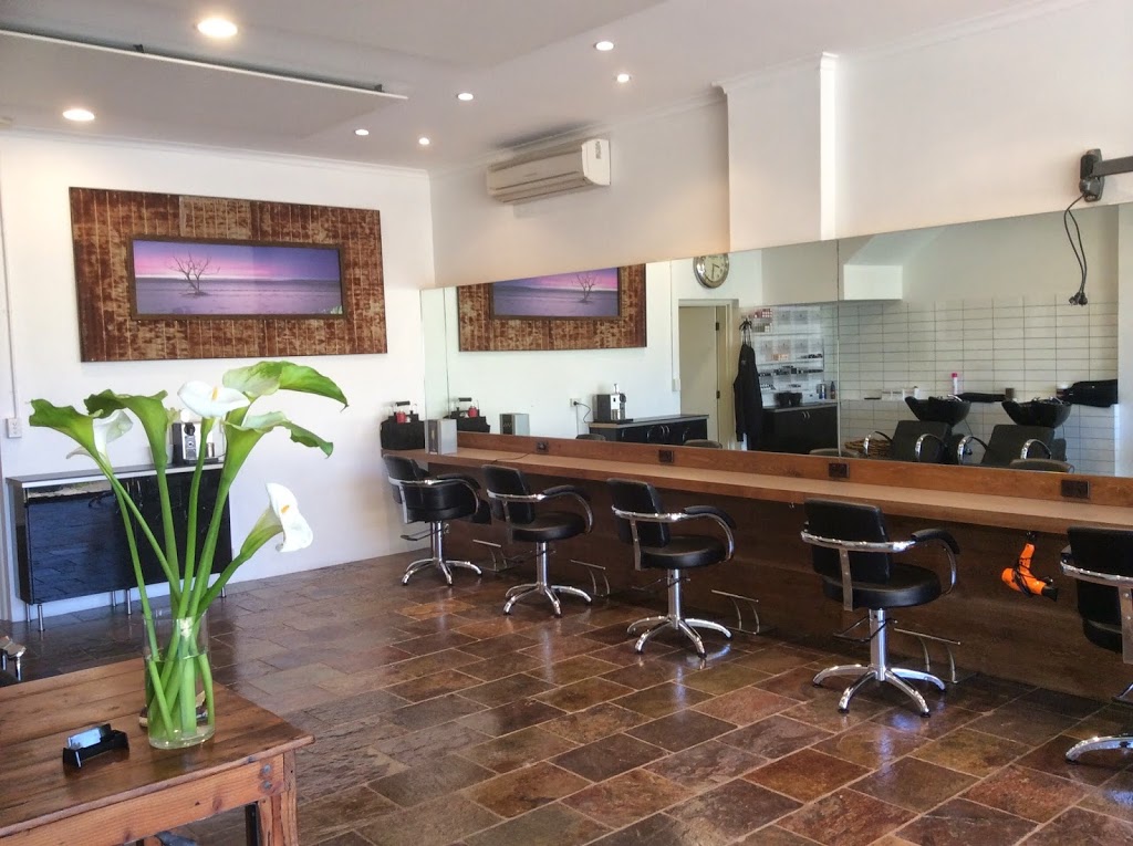Fenix Hair Studio | hair care | 17 Faraday Rd, Croydon South VIC 3136, Australia | 0397232201 OR +61 3 9723 2201
