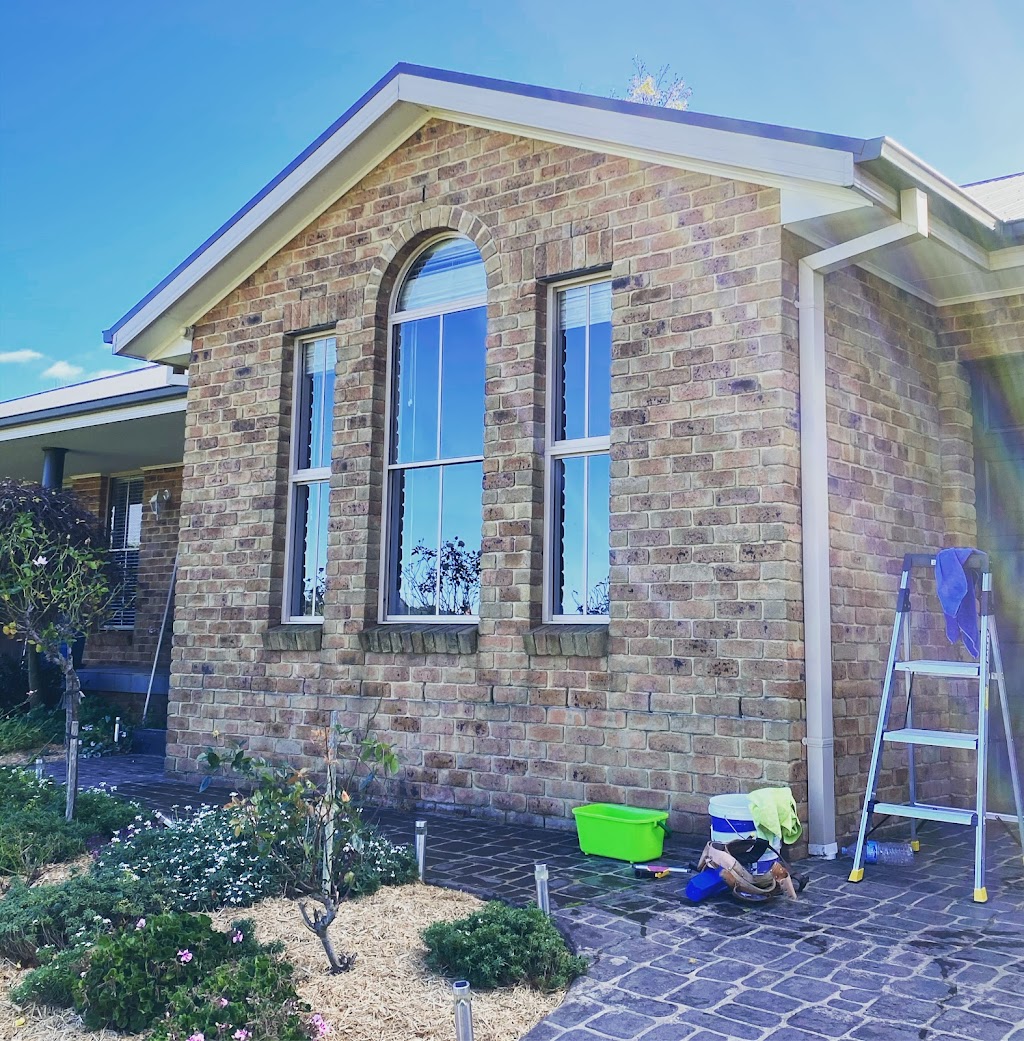 Blue Wren Window Cleaning Dubbo | 31 Allandale Dr, Dubbo NSW 2830, Australia | Phone: 0407 931 478