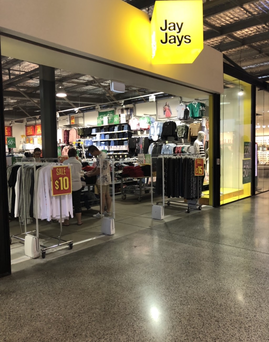 Jay Jays Brisbane DFO | clothing store | Brisbane DFO, Shop T130/1 Airport Dr, Brisbane Airport QLD 4008, Australia | 0731152490 OR +61 7 3115 2490