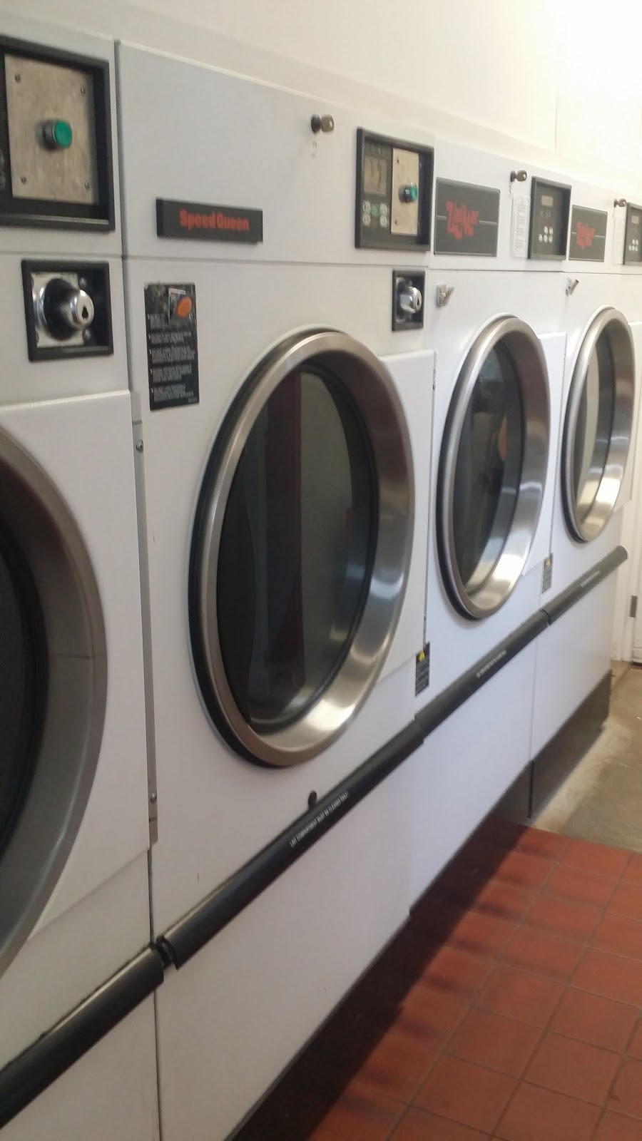 Brownsville LPO | laundry | 5/41-49 Brownsville Ave, Brownsville NSW 2530, Australia | 0242611390 OR +61 2 4261 1390