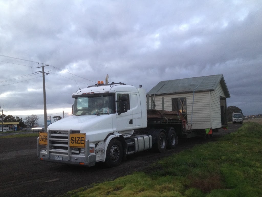 24-7 Trucks | 1755 Warburton Hwy, Woori Yallock VIC 3139, Australia | Phone: 1300 247 787