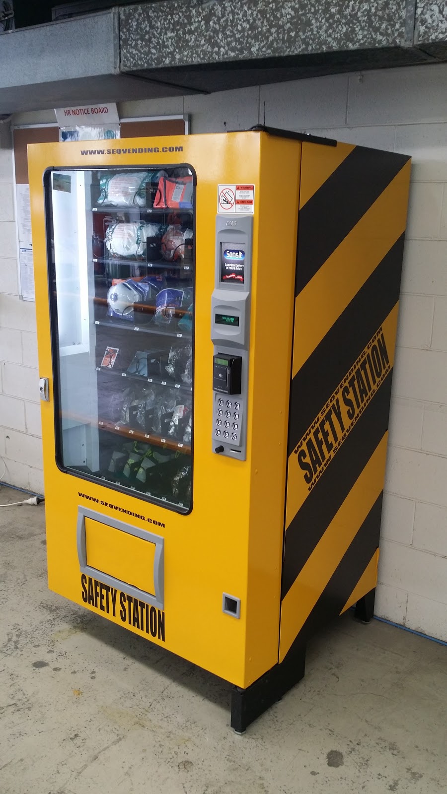South East Qld Vending Machines |  | 11 Caithness St, North Booval QLD 4304, Australia | 0414481841 OR +61 414 481 841