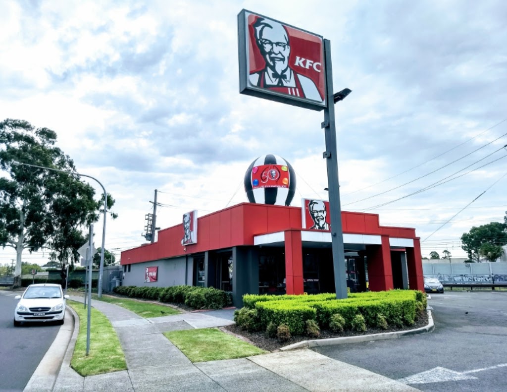 KFC Ingleburn | 1 Ingleburn Rd, Ingleburn NSW 2565, Australia | Phone: (02) 9605 7741