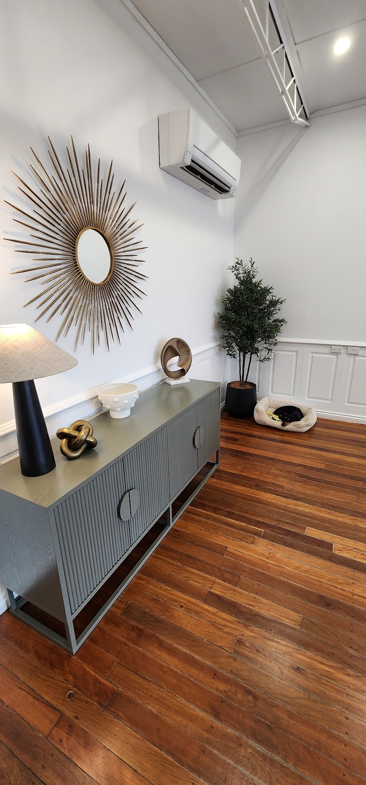 Brisbane Realty | 139 Kennedy Ter, Paddington QLD 4064, Australia | Phone: 0410 490 039