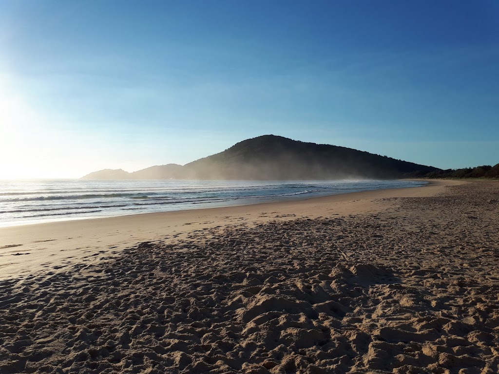 Charlies at Hat Head | 26 Hutcheson St, Hat Head NSW 2440, Australia | Phone: (02) 6566 6116