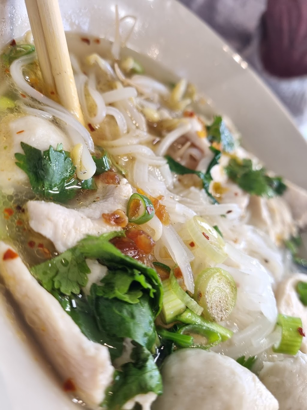 Real Thai Cafe Bell Park | meal takeaway | 74A Thorburn St, Bell Park VIC 3215, Australia | 0352721551 OR +61 3 5272 1551